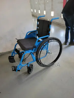 Wheelchair%Wheels for Easier Movement HS09 IND ISO Certified
