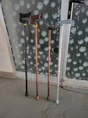 Photo - Cane♧፪walking Crutches for The፮፮elderly, Disabled, 1 Pair