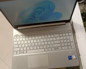New Laptop HP Stream Notebook 8GB Intel Core I5 SSD 512GB