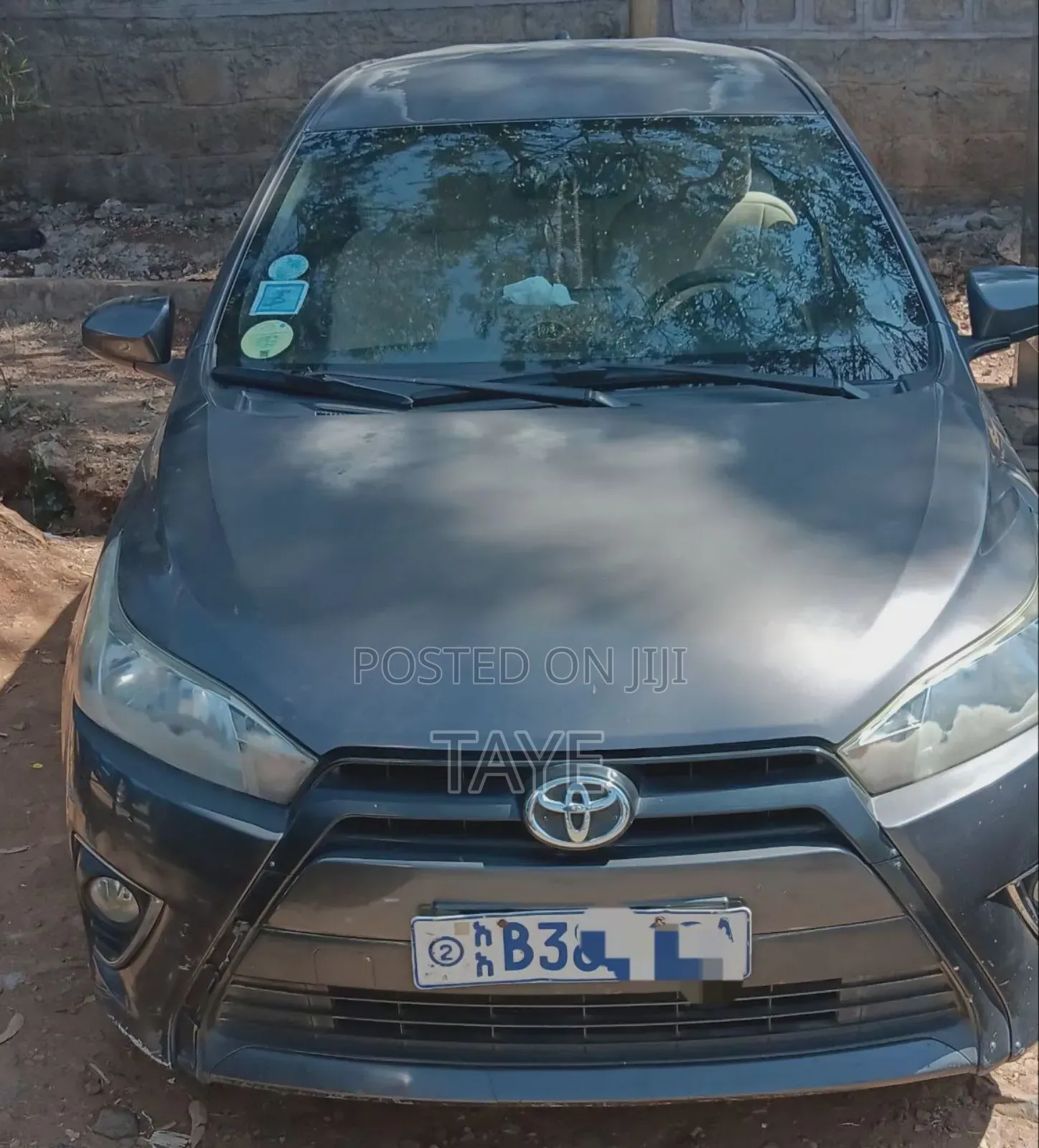 Toyota Yaris 2014 Brown