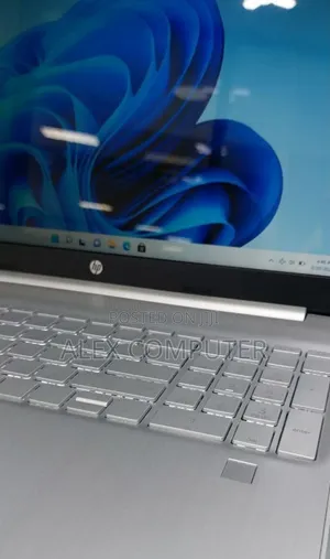 New Laptop HP Stream Notebook 8GB Intel Core I5 SSD 512GB