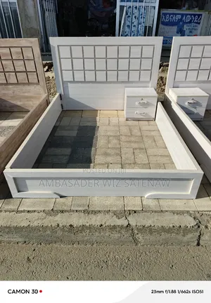 Photo - አልጋ /1.50ሳ.ሜ