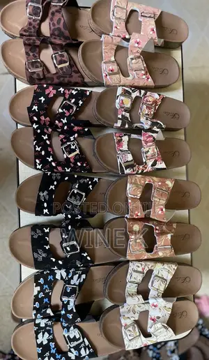 Photo - Woman’S Sandals