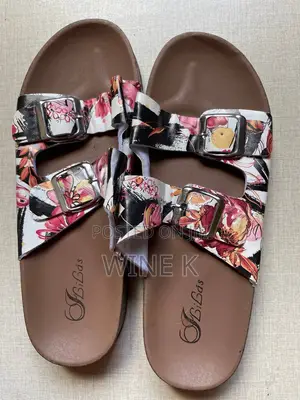 Woman’S Sandals
