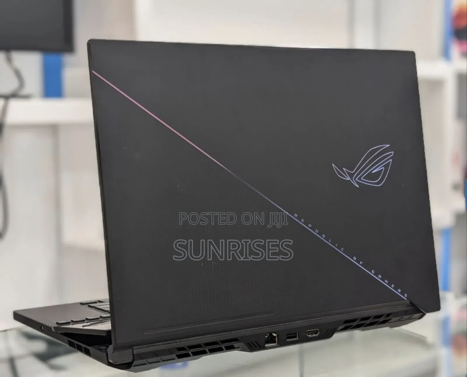 New Laptop Asus ROG Zephyrus G16 32GB AMD Ryzen 9 SSD 1T