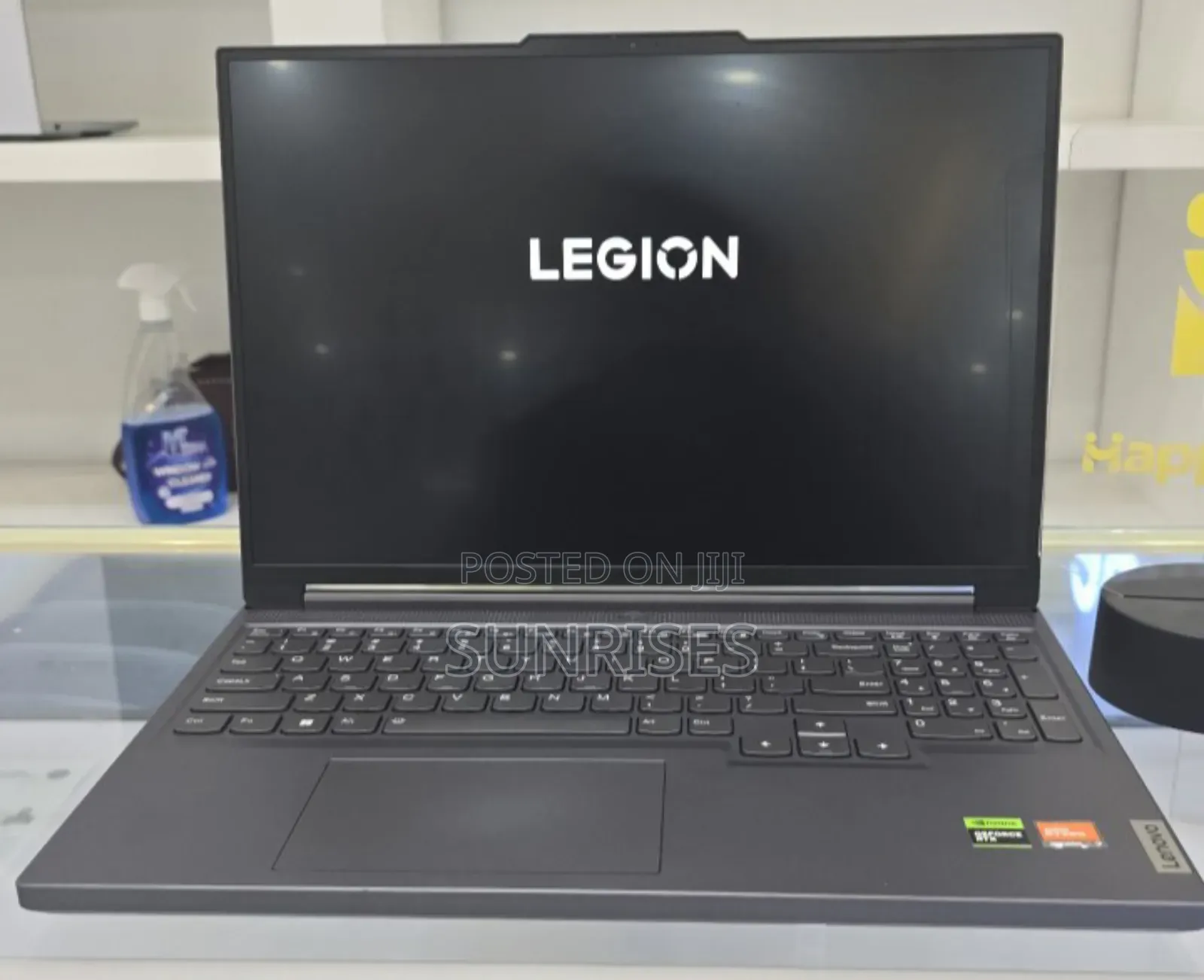 New Laptop Lenovo Legion 5 16GB AMD Ryzen 7 SSD 512GB