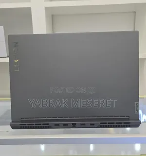 New Laptop Lenovo 16GB AMD Ryzen 7 SSD 1T