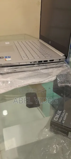 New Laptop HP Stream Notebook 16GB Intel Core I5 SSD 512GB