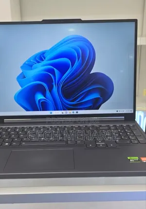 New Laptop Lenovo Legion 5 16GB AMD Ryzen 7 SSD 1T