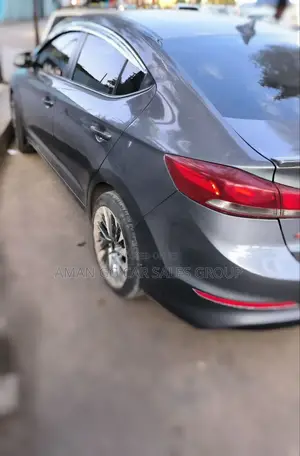 Hyundai Avante 2017 Gray