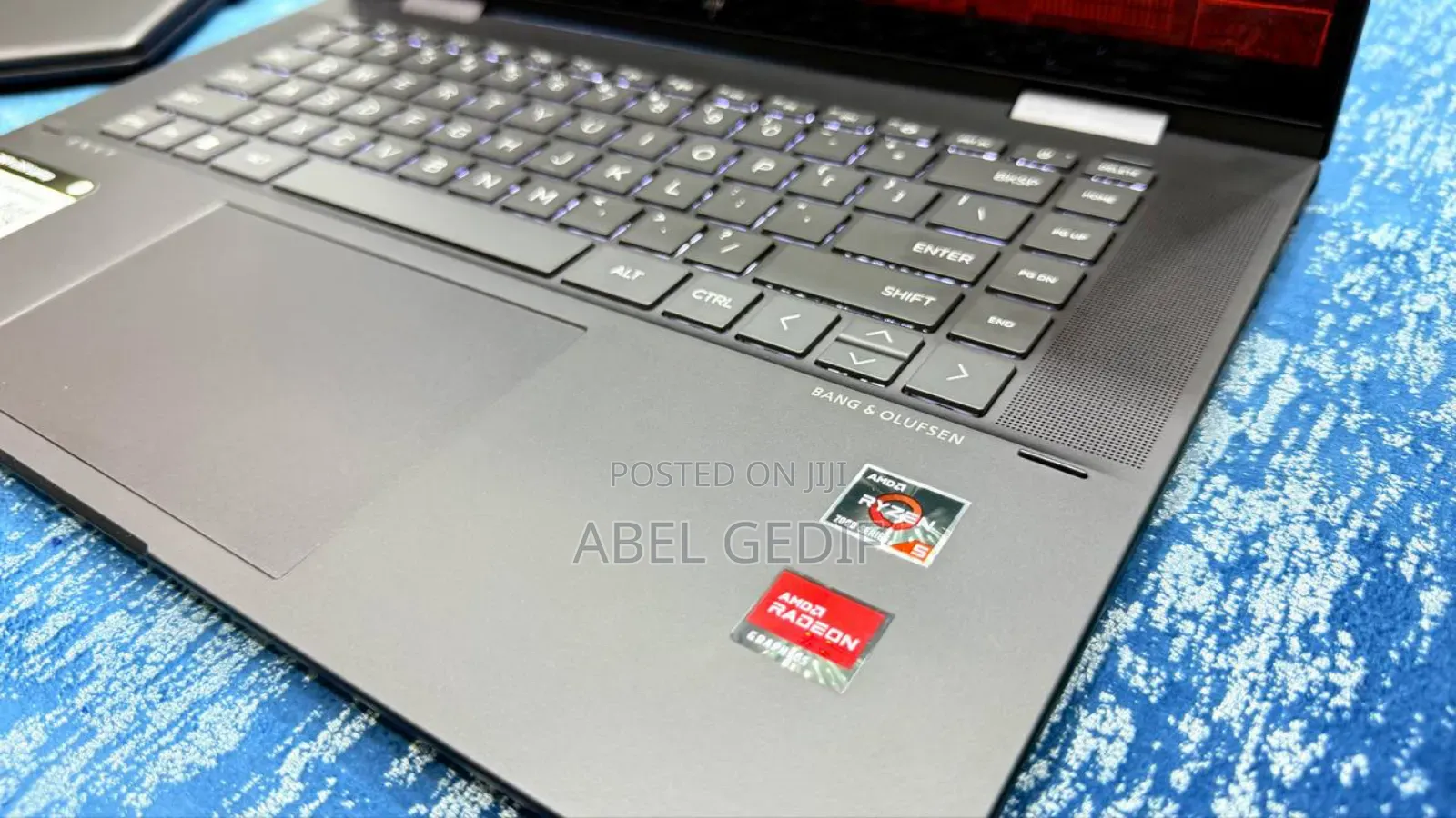 New Laptop HP Envy X360 8GB AMD Ryzen 5 SSD 512GB