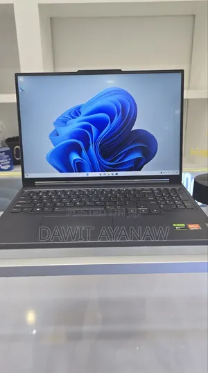 New Laptop Lenovo Legion 5 16GB AMD Ryzen 7 SSD 1T