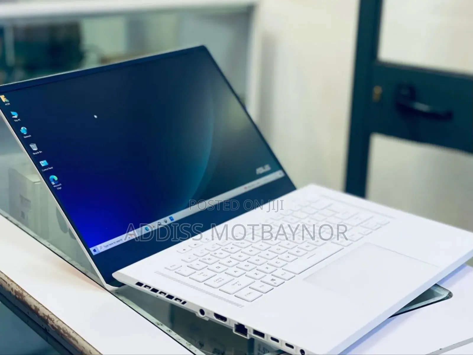 New Laptop Asus ROG Zephyrus G15 16GB AMD Ryzen 9 SSD 1T