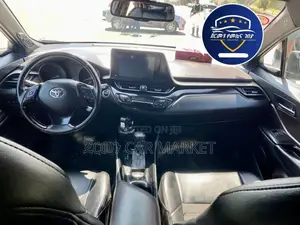 Toyota C-HR 2017 Gray