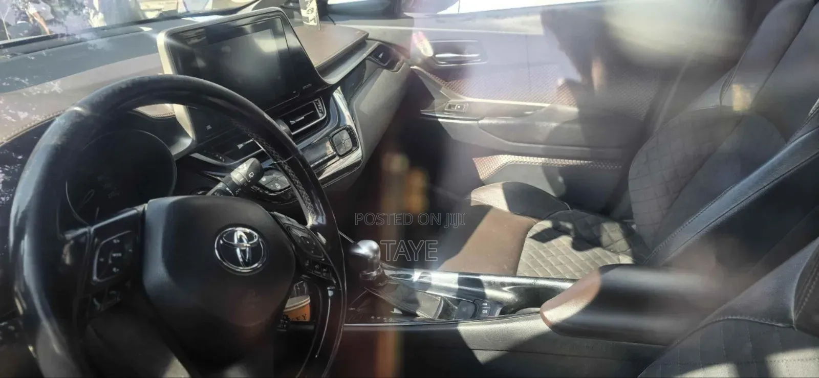 Toyota C-HR 2017 Silver