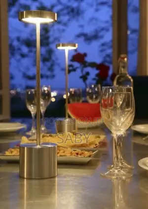 Cordless Charging Lamp