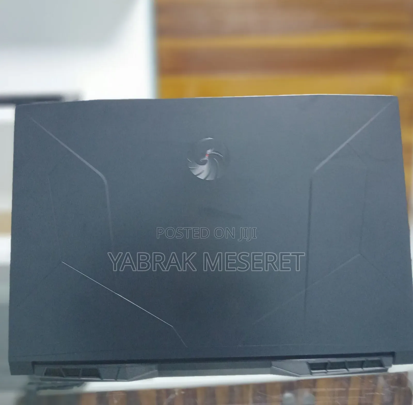 New Laptop MSI 16GB AMD Ryzen 7 SSD 512GB