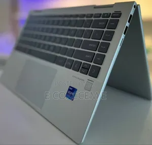 New Laptop HP 8GB Intel Core I7 SSD 1T