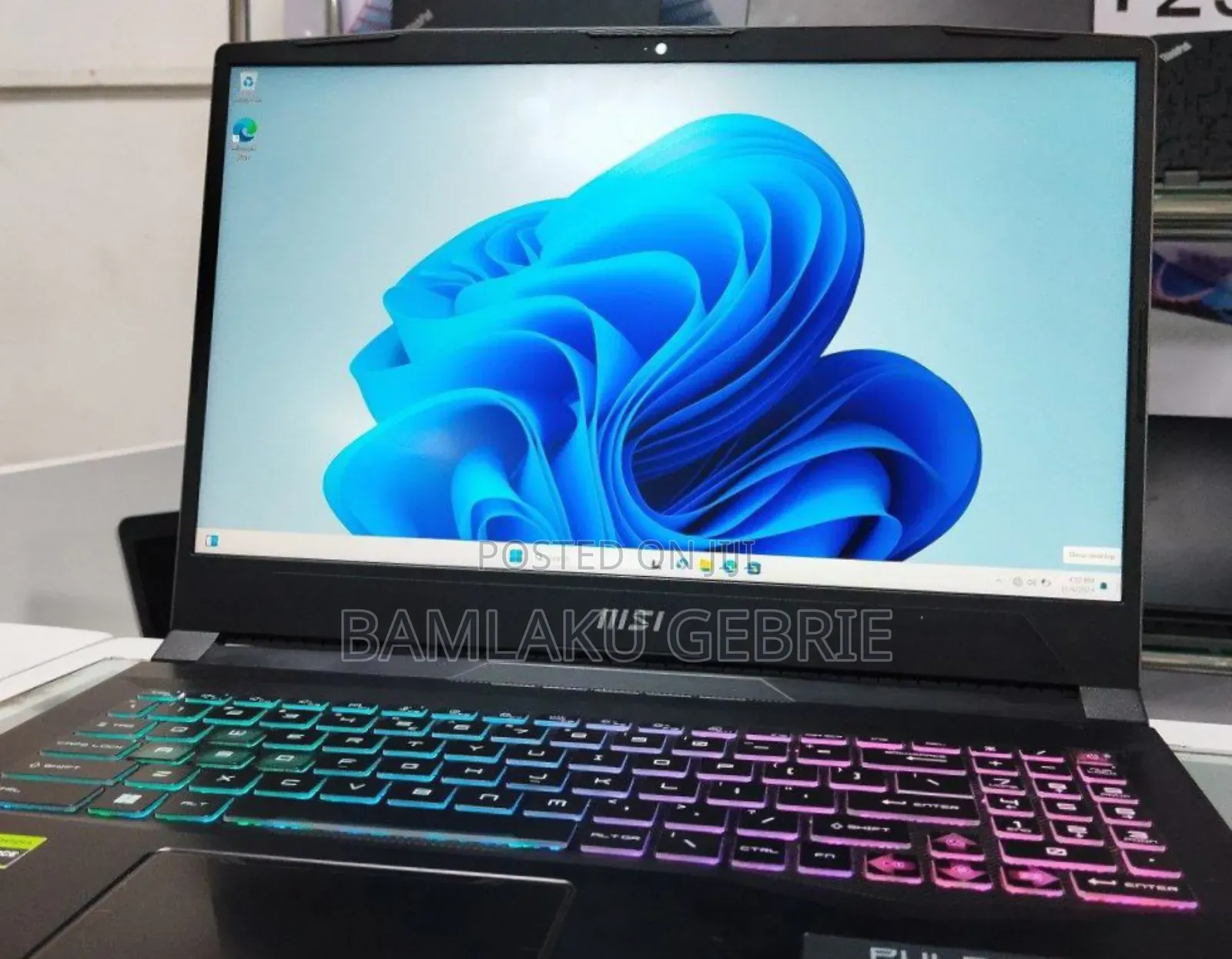 New Laptop MSI Pulse GL76 16GB Intel Core I7 SSD 1T