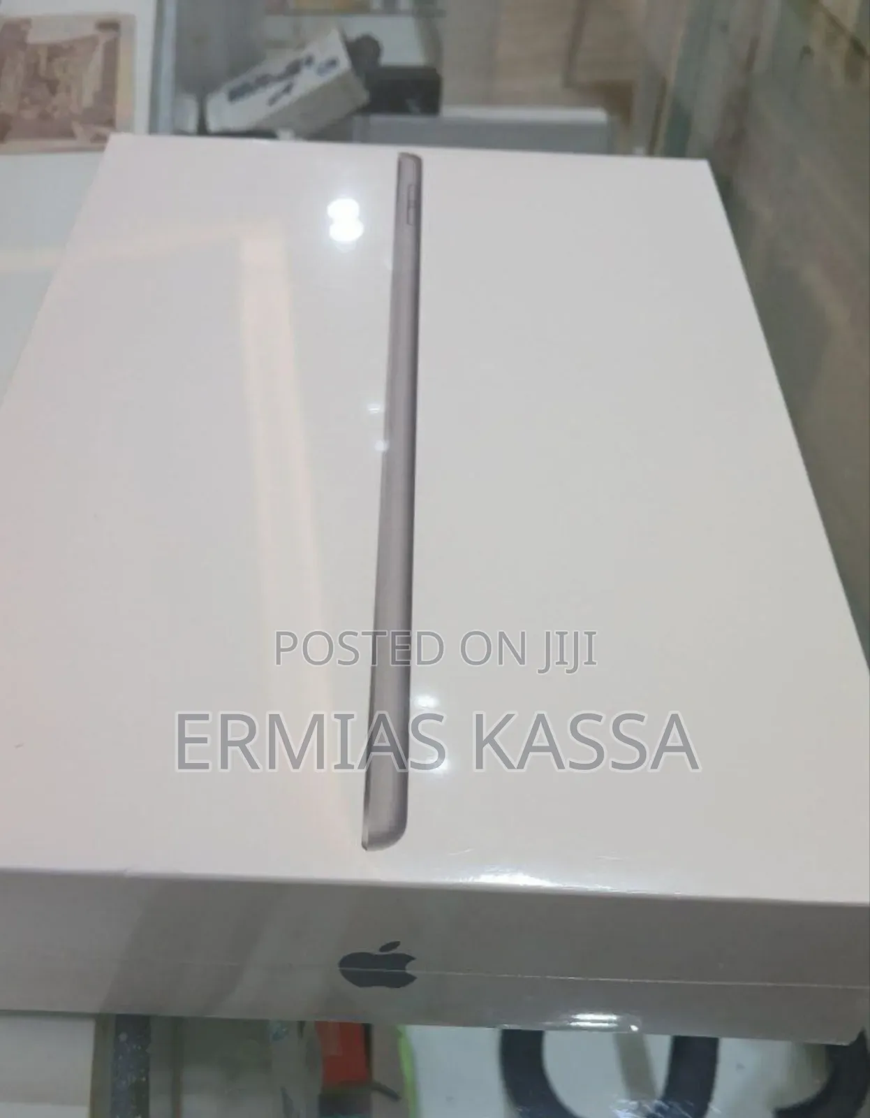 New Apple iPad 10.2 (2021) 256 GB Silver