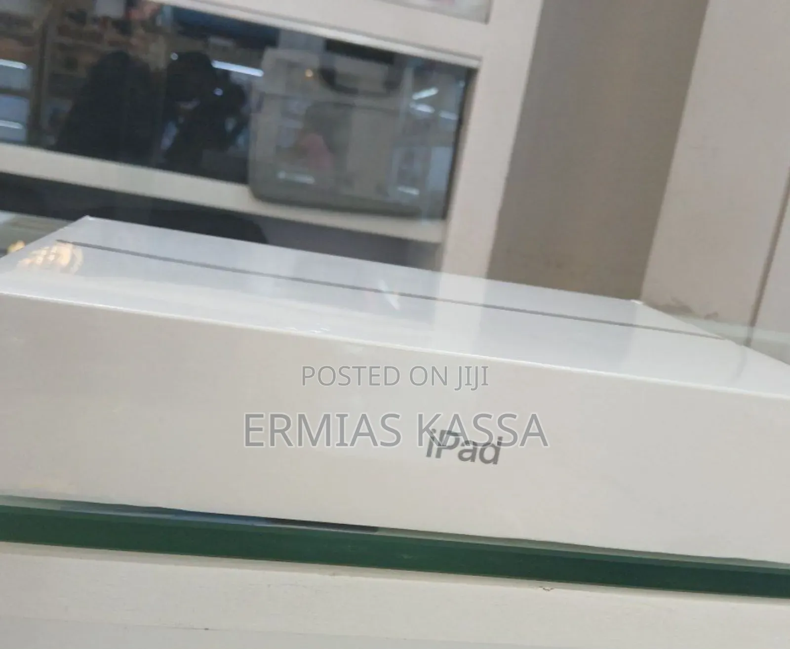 New Apple iPad 10.2 (2021) 256 GB Silver