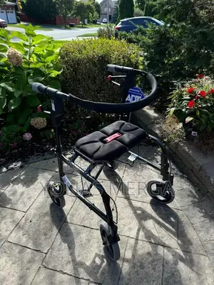 Walker 4leg Walker Unique Material Ultimate Comfort Seat