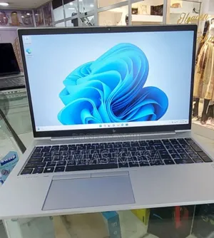 New Laptop HP EliteBook 850 G8 16GB Intel Core I5 SSD 512GB