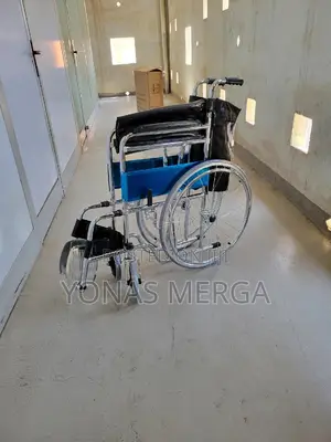 Folding Wheelchair፩0easly Operated Wheelchair Whelchair