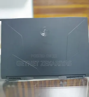 New Laptop MSI Creator 17 B11ug-415 16GB AMD Ryzen 7 SSD 1T