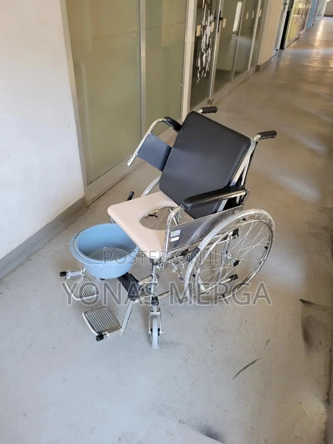 Commode Wheelchair፶5ዊል፼wheelchair6¶Wheelchair¿?Powder Coated