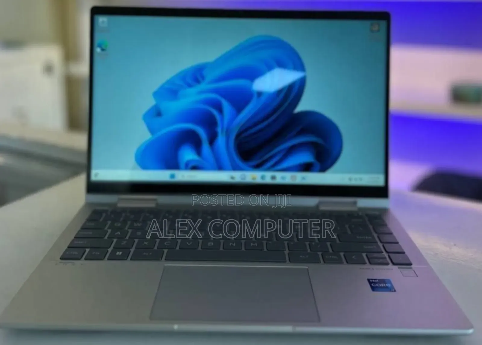 New Laptop HP Envy X360 8GB Intel Core I7 SSD 1T