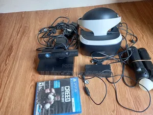 Photo - Ps4 Vr ( Virtual Reality) With Earphone