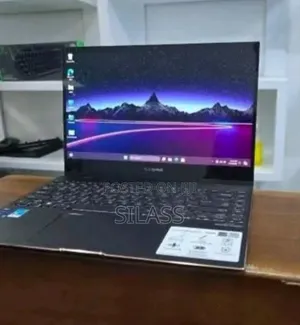 Photo - New Laptop Asus ZenBook Flip S UX370UA 18GB Intel Core I7 SSD 1T