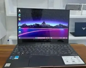 New Laptop Asus ZenBook Flip S UX370UA 18GB Intel Core I7 SSD 1T