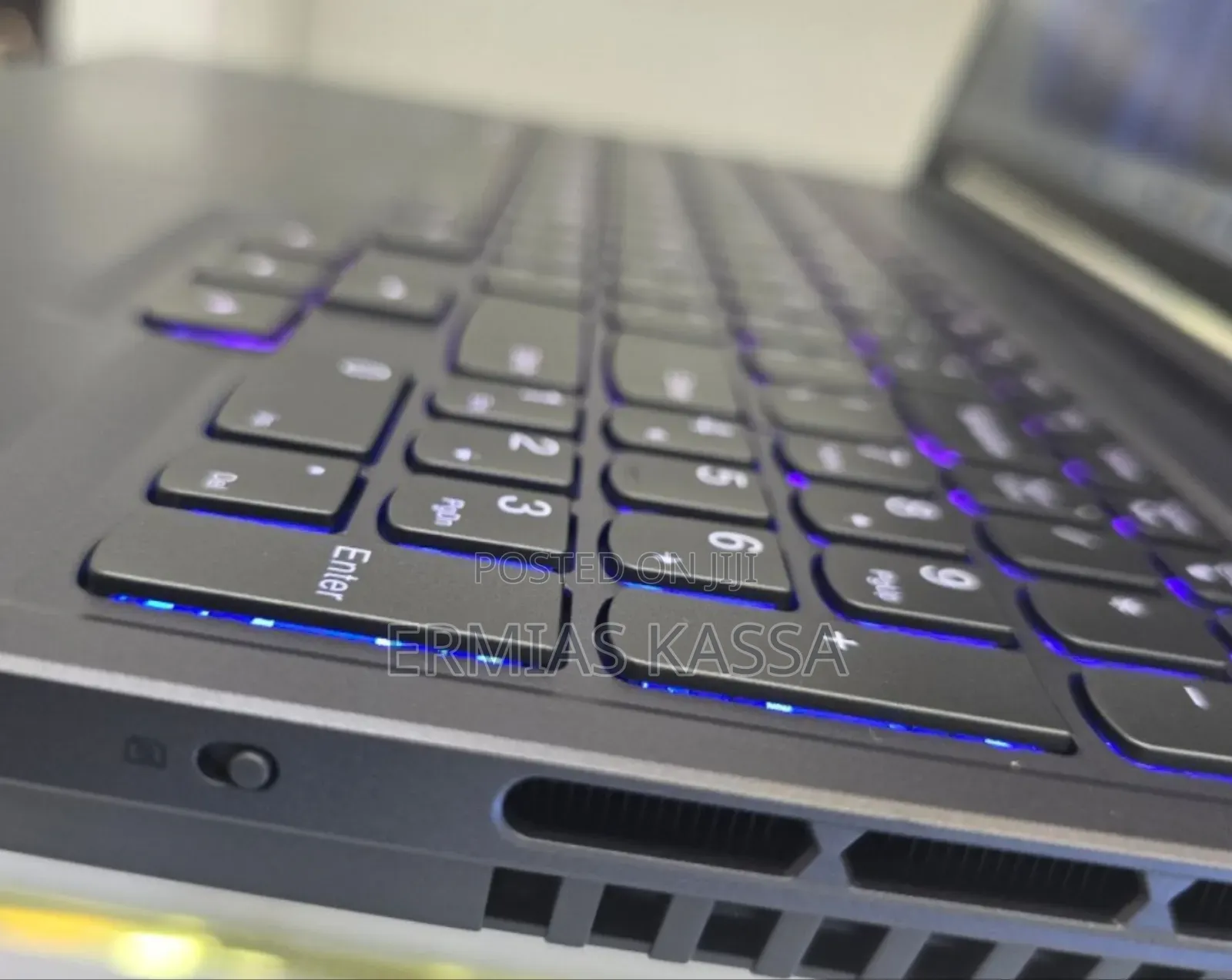 New Laptop Lenovo Legion 7 16GB AMD Ryzen 7 SSD 1T