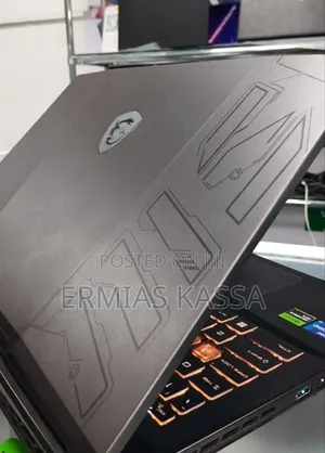 New Laptop MSI Pulse GL66 16GB Intel Core I7 SSD 1T
