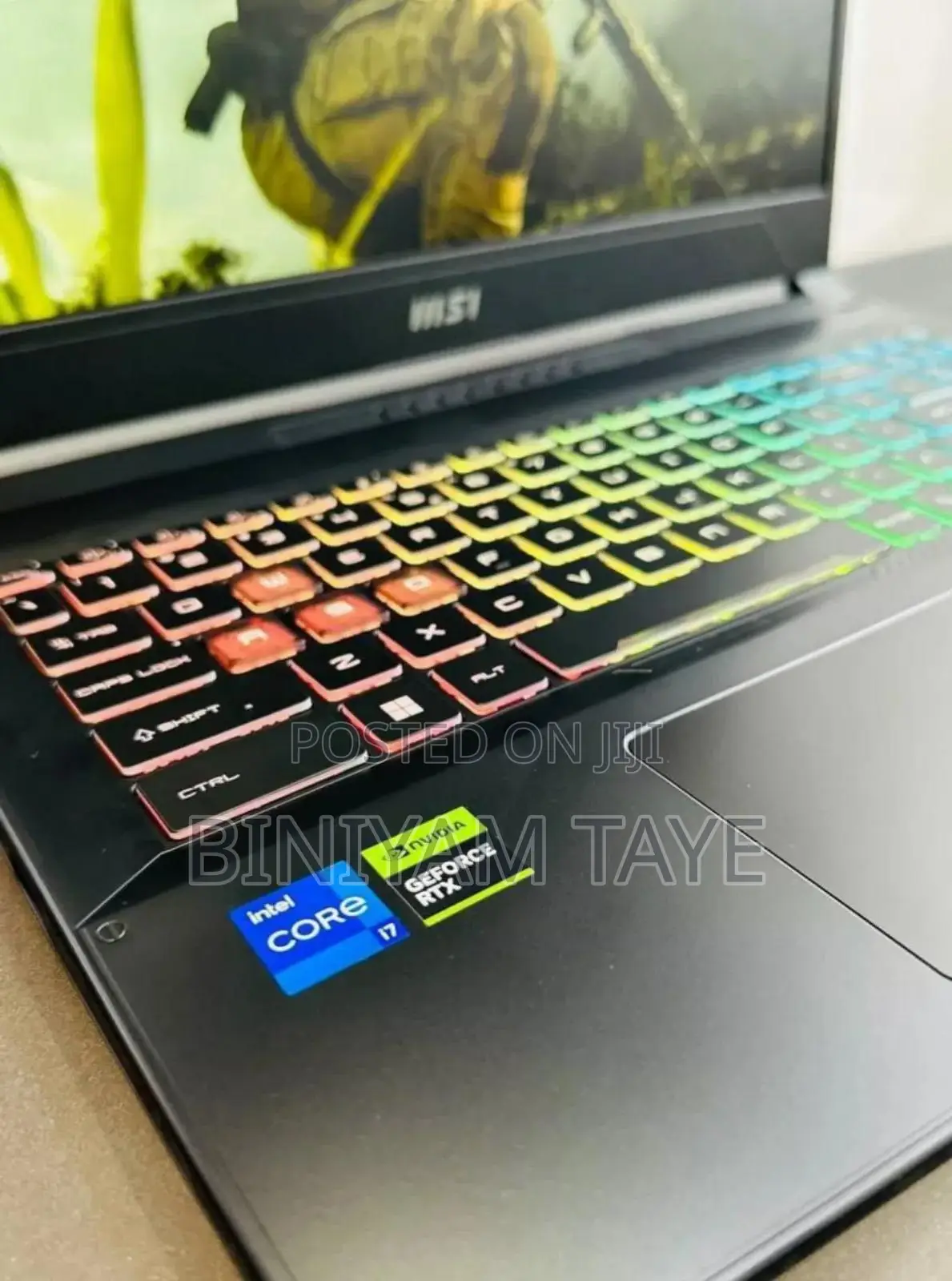 New Laptop MSI Stealth 17 Studio A13V 16GB Intel Core I7 SSD 512GB