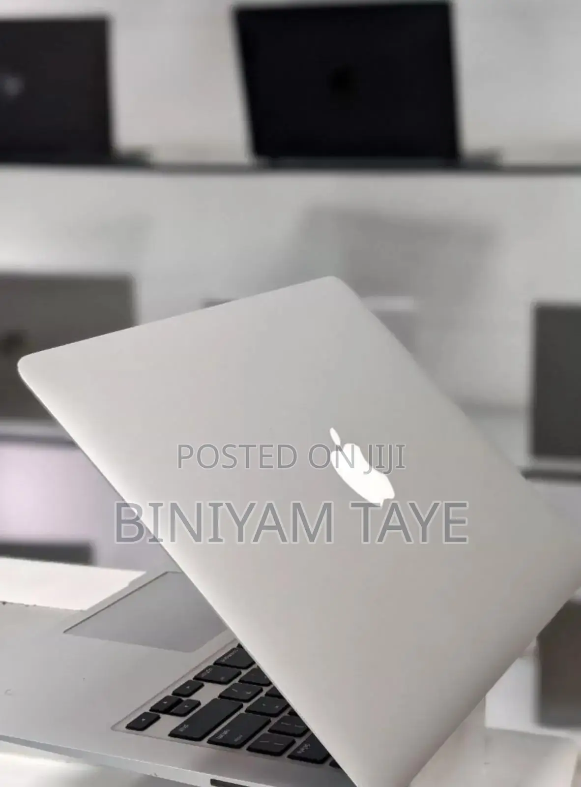 New Laptop Apple MacBook Air 2014 8GB Intel Core I7 SSD 256GB