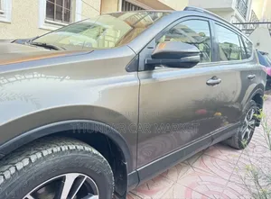 Toyota RAV4 2016 Green