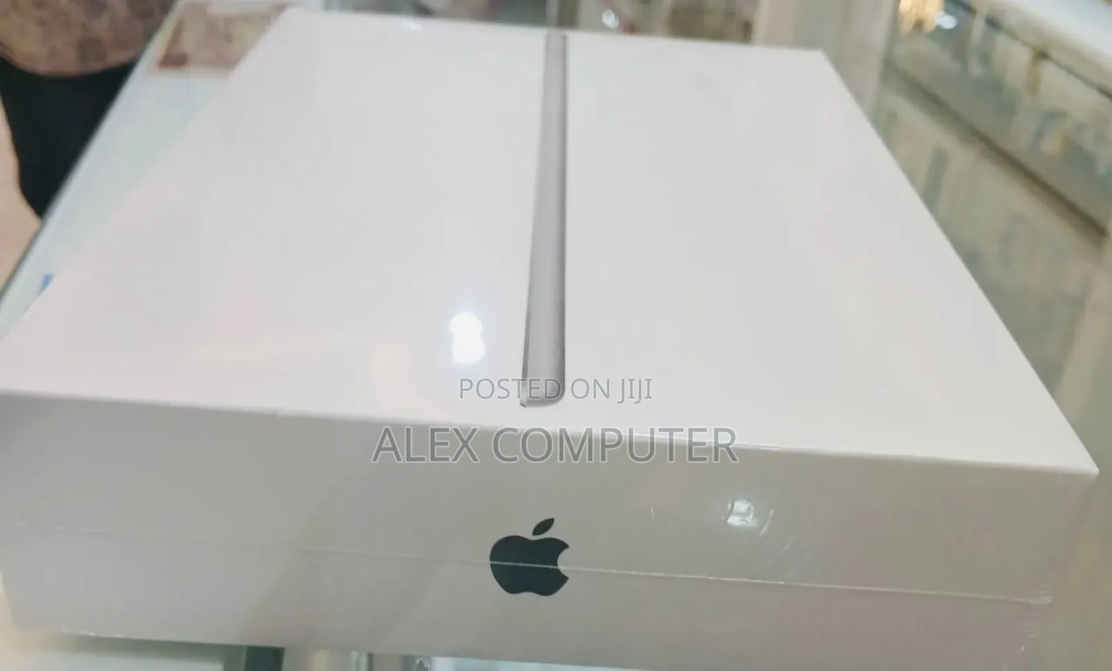 New Apple iPad 10.2 (2021) 256 GB Silver