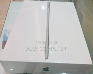 New Apple iPad 10.2 (2021) 256 GB Silver