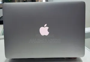 New Laptop Apple MacBook Air 2015 8GB Intel Core I7 SSD 256GB