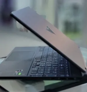 New Laptop HP Victus 15 8GB AMD Ryzen 5 SSD 512GB