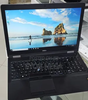 Photo - New Laptop Dell Precision 15 3520 16GB Intel Core I7 SSD 512GB