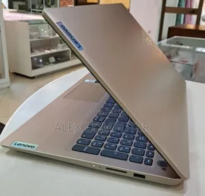 New Laptop Lenovo Ideapad 3 8GB Intel Core I3 SSD 256GB