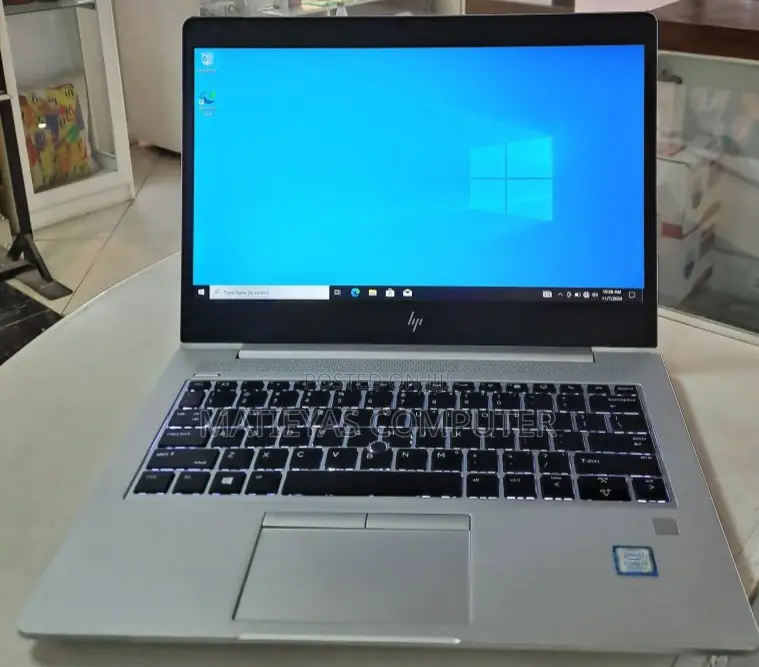 New Laptop HP EliteBook 830 8GB Intel Core I7 SSD 512GB