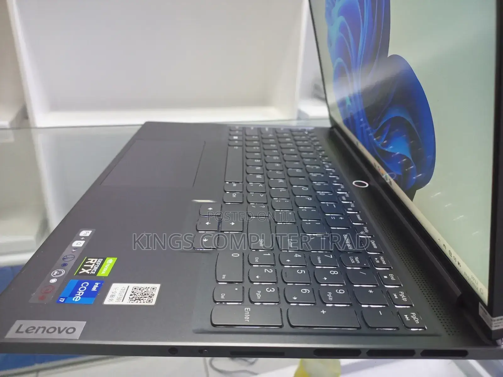 New Laptop Lenovo Legion 7 16GB Intel Core I7 SSD 1T