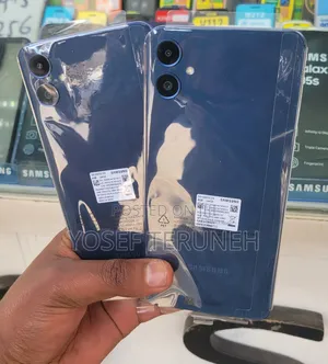 New Samsung Galaxy M05 64 GB Blue