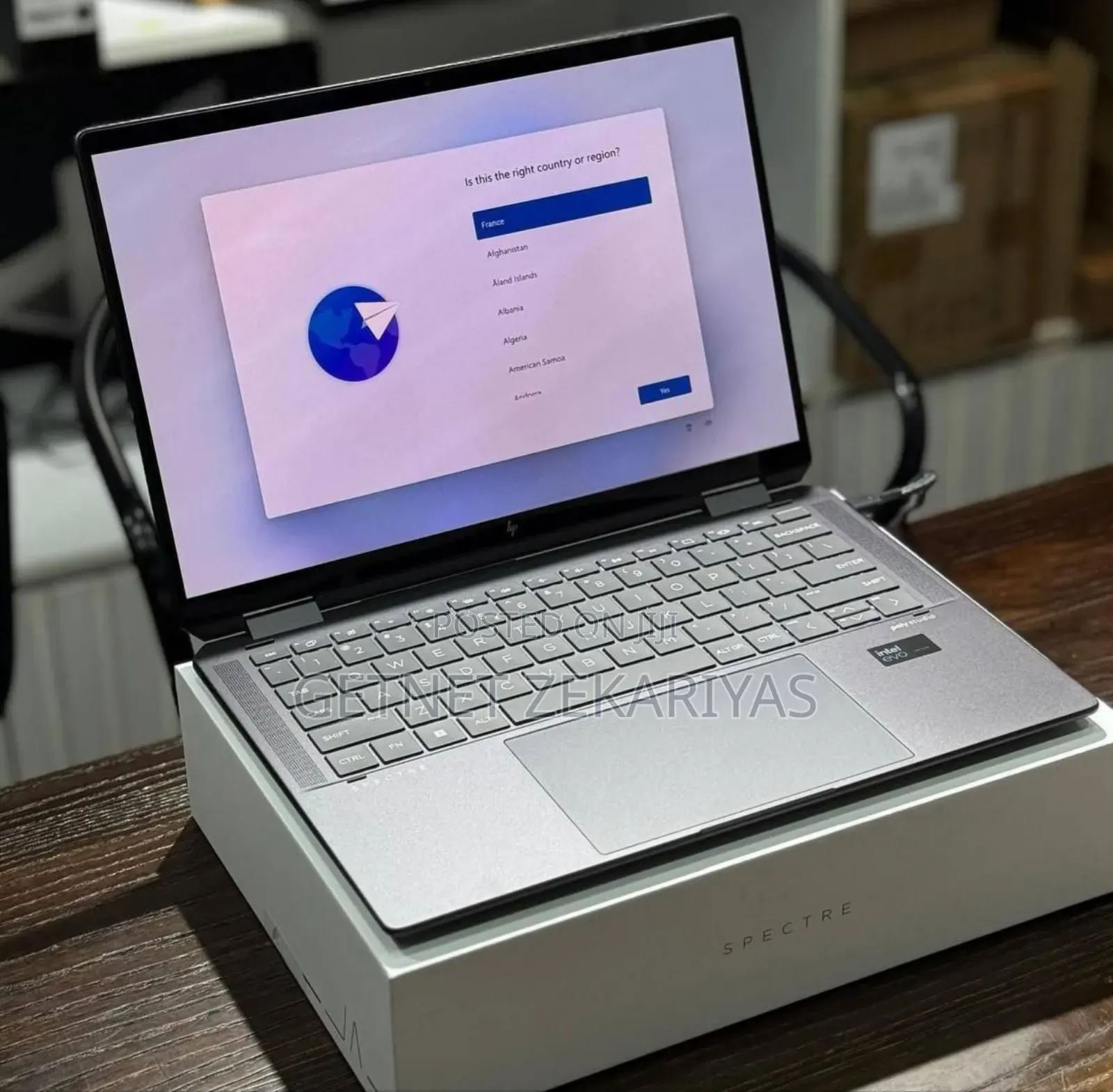 New Laptop HP Spectre 16GB Intel Core I5 SSD 1T