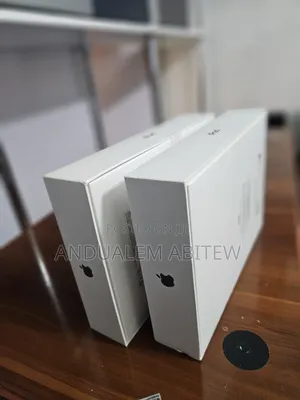 New Apple iPad 10.2 (2021) 64 GB Gray